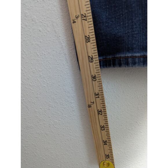 Levi's 505 Straight Leg Women's Dark Wash Blue Denim Jeans Size 28/30 - Picture 7 of 9